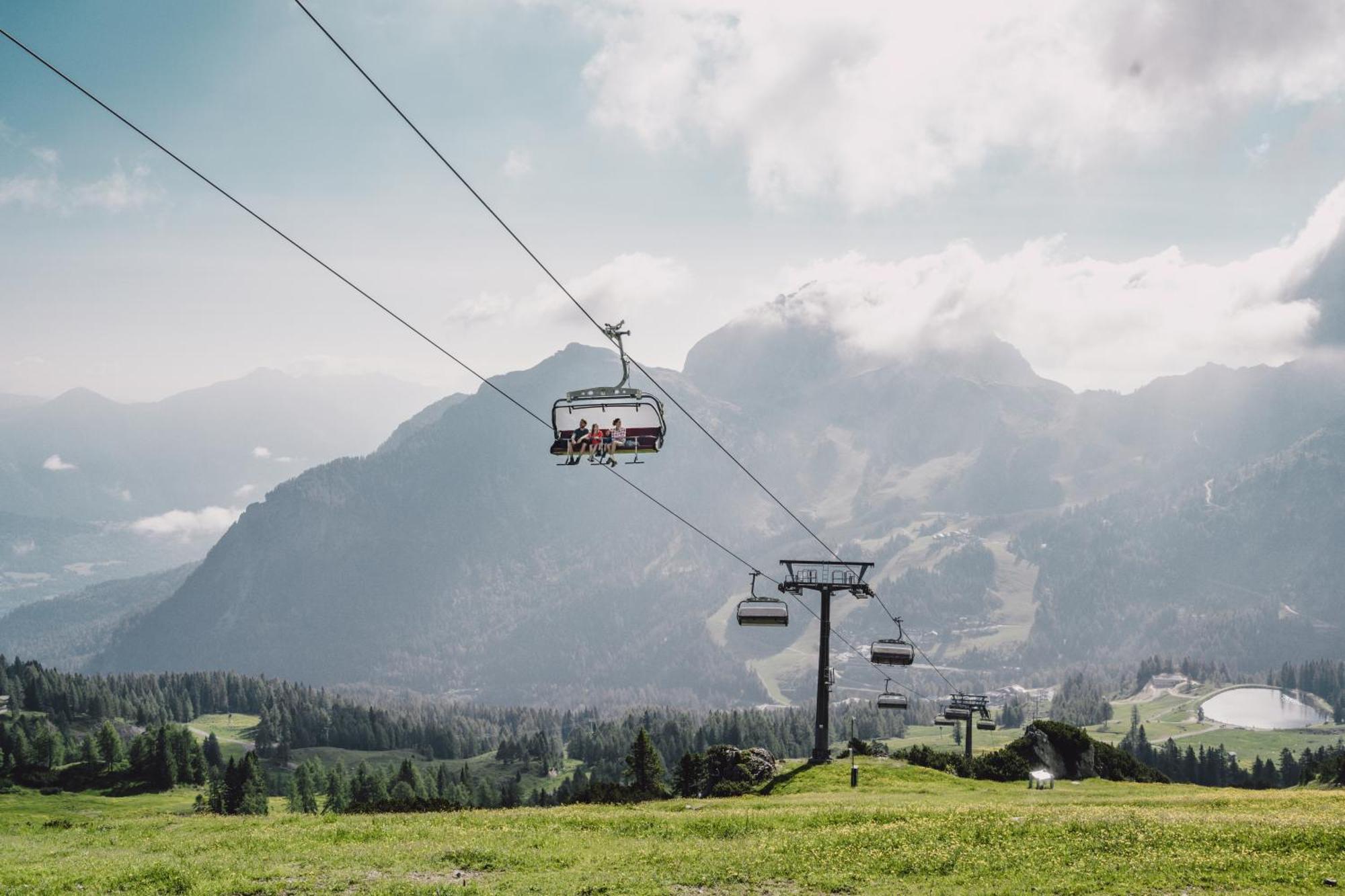 Falkensteiner Family Hotel Sonnenalpe Зонненальпе-Насфельд Экстерьер фото