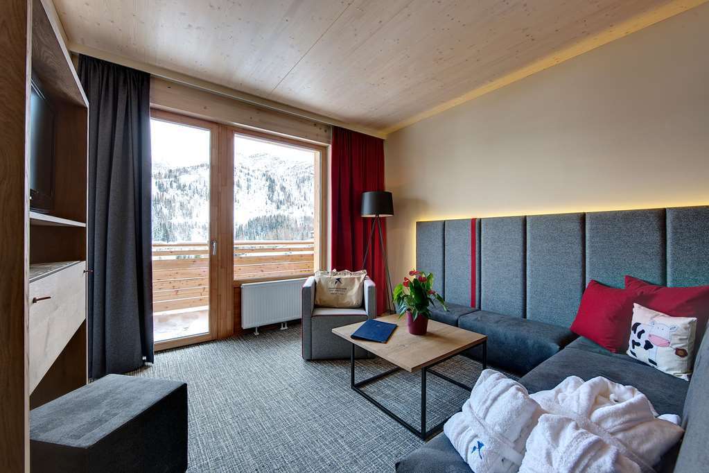 Falkensteiner Family Hotel Sonnenalpe Зонненальпе-Насфельд Номер фото